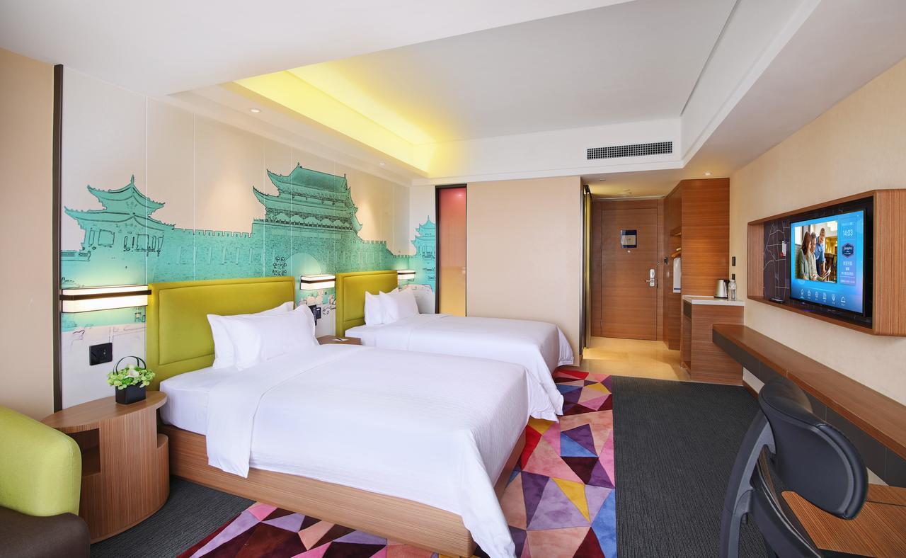 Hampton By Hilton Qujin Hotel Qujing Exteriör bild