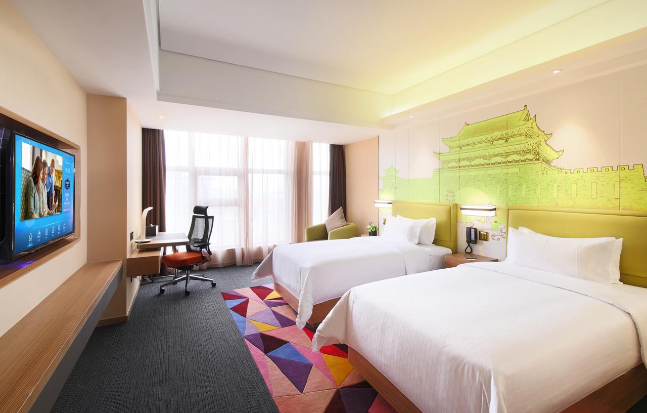 Hampton By Hilton Qujin Hotel Qujing Exteriör bild