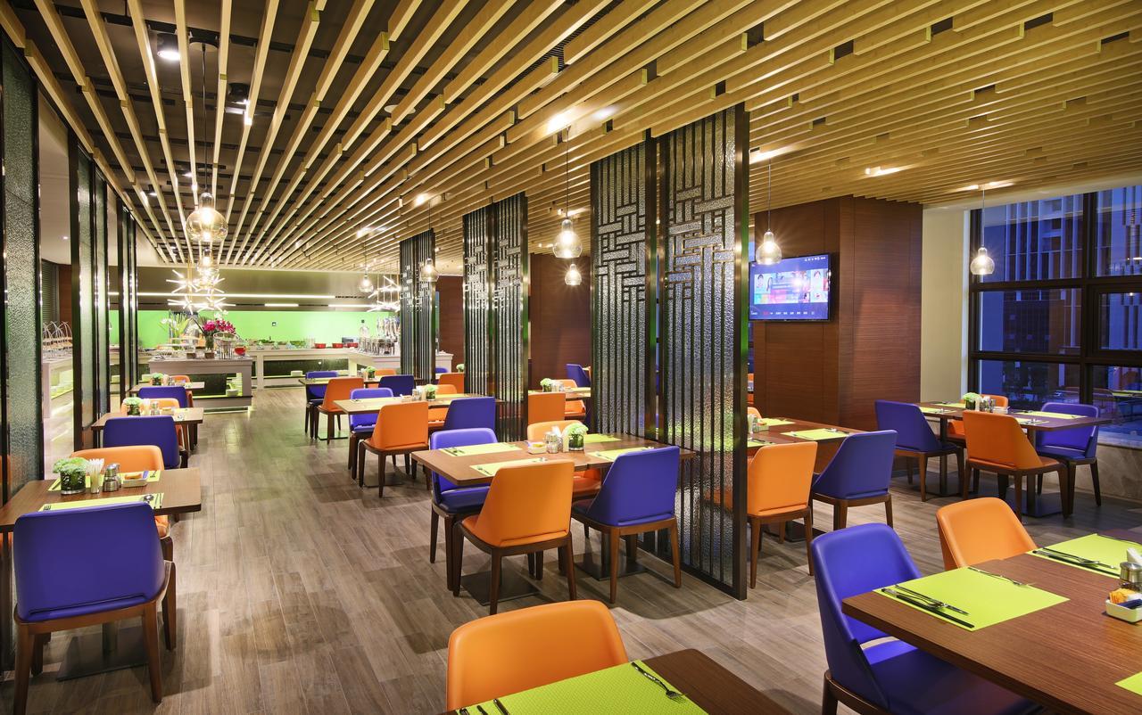 Hampton By Hilton Qujin Hotel Qujing Exteriör bild