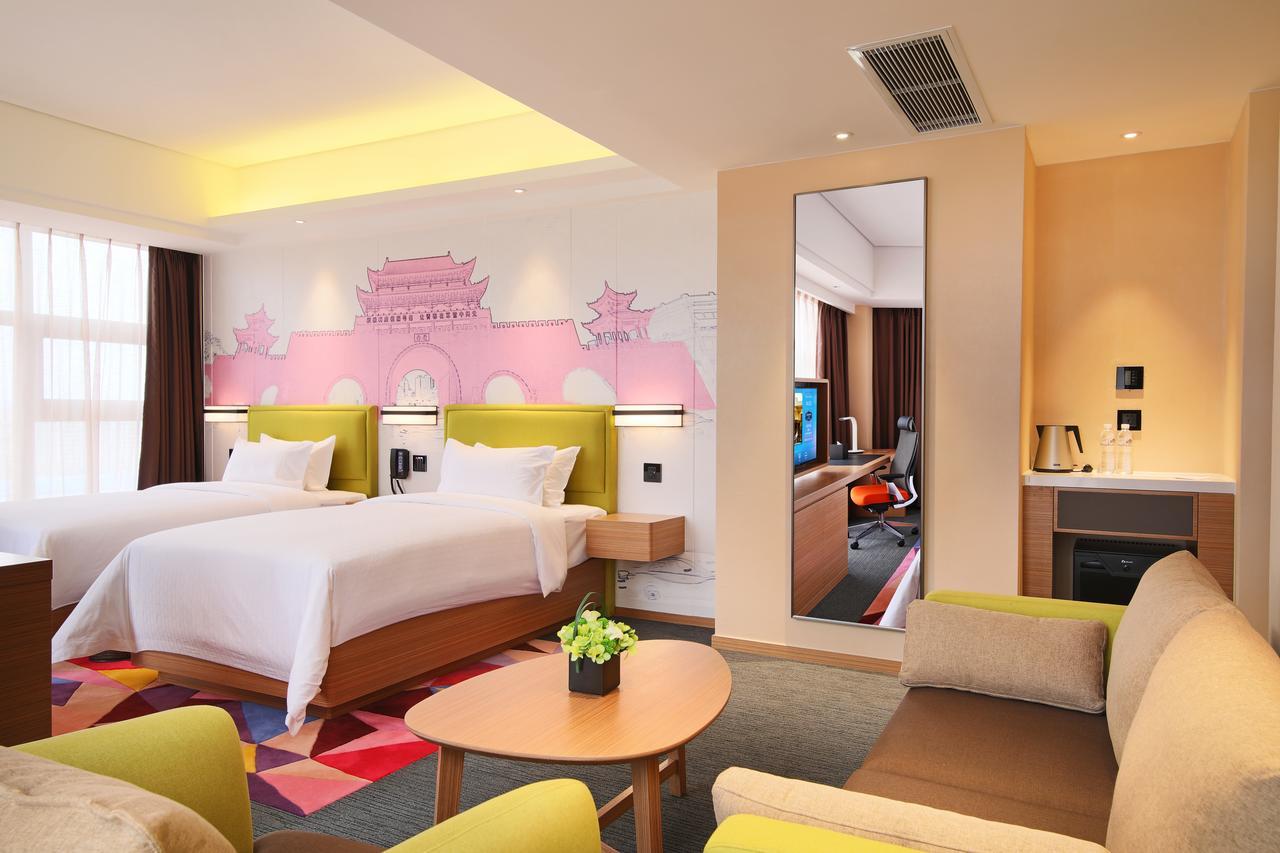 Hampton By Hilton Qujin Hotel Qujing Exteriör bild